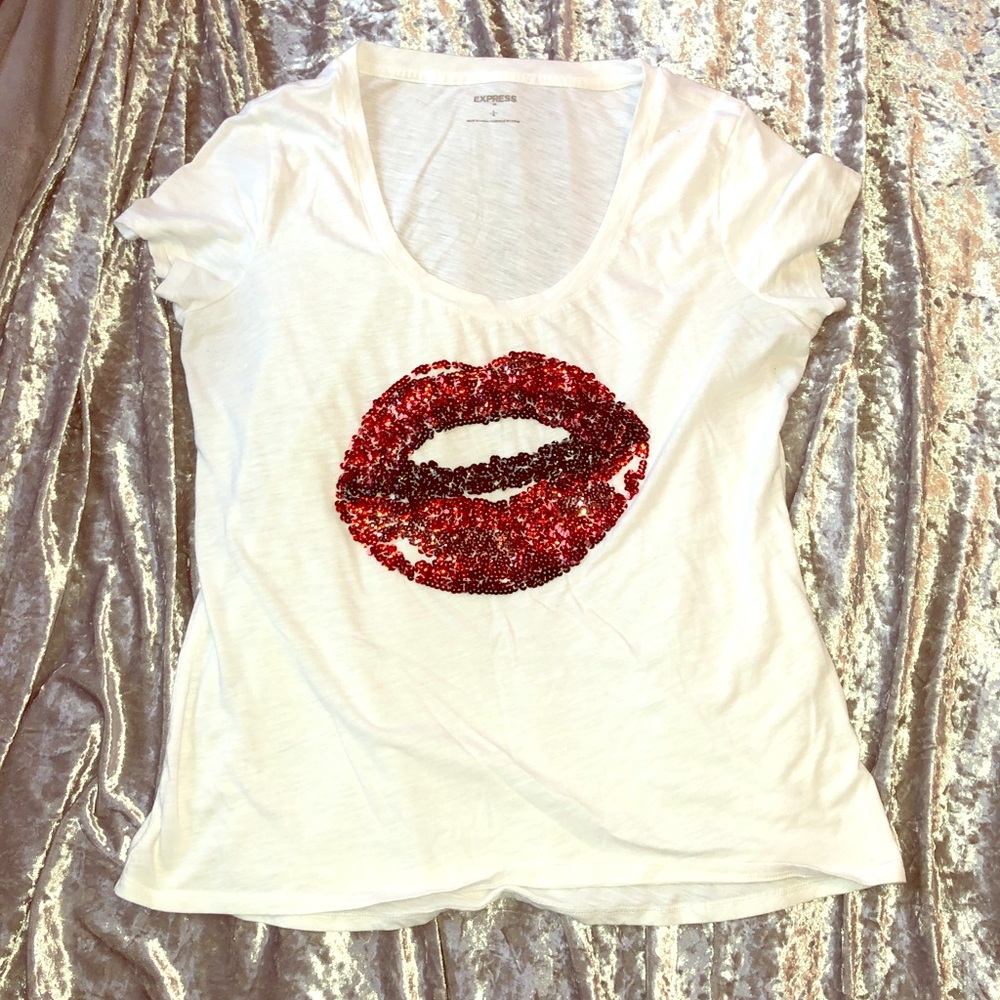 Express T-shirt